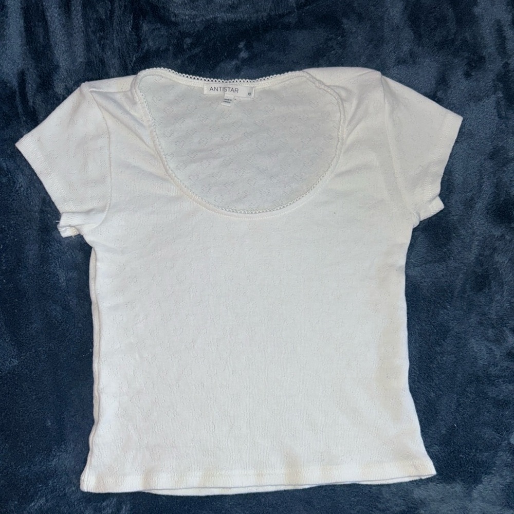 XS white lace hearts simple top, soft material, from antistar